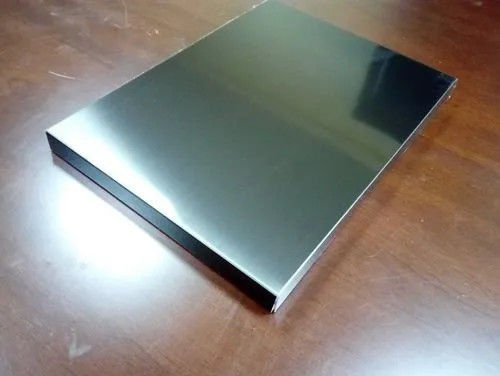 Prueba al aire libre de los sonidos del panel de aluminio 0.4-1.0m m del panal del espejo