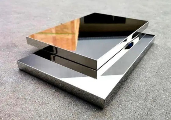 Prueba al aire libre de los sonidos del panel de aluminio 0.4-1.0m m del panal del espejo
