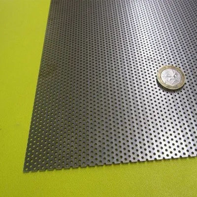 304 316 Hoja perforada de acero inoxidable para paneles de ventilación 1250 mm de ancho
