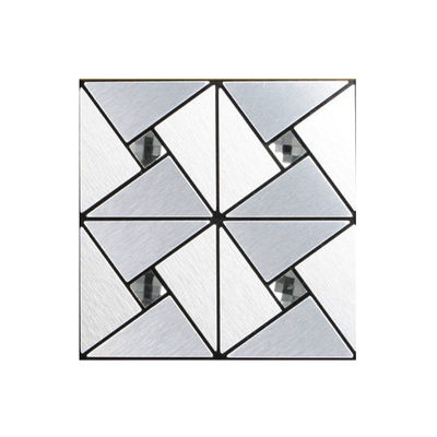 304 teja de mosaico de acero inoxidable del grueso 3D de 0.8m m para la decoración de la pared de la cocina