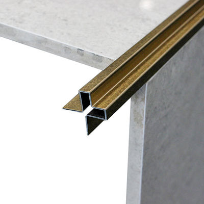 Ajuste de acero inoxidable de la teja del borde de la pared de la película del PVC del grado 304 de la tira de la teja de la decoración